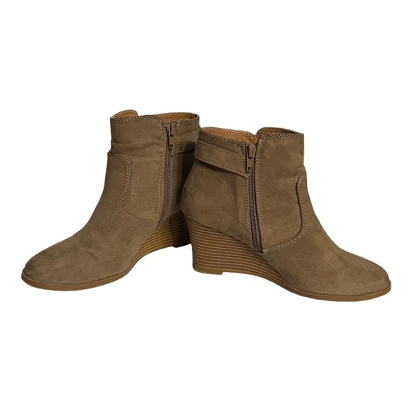 Qupid wedge ankle booties 💎2/$30💎 - Picture 4 of 8